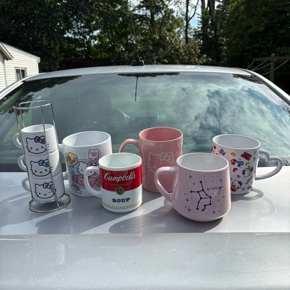 Hello Kitty Mugs